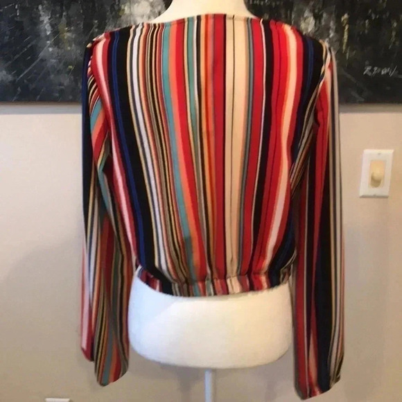 Polly & Esther Vibrant Striped Button Front Long Sleeved Cropped Top-Size L - Picture 2 of 5